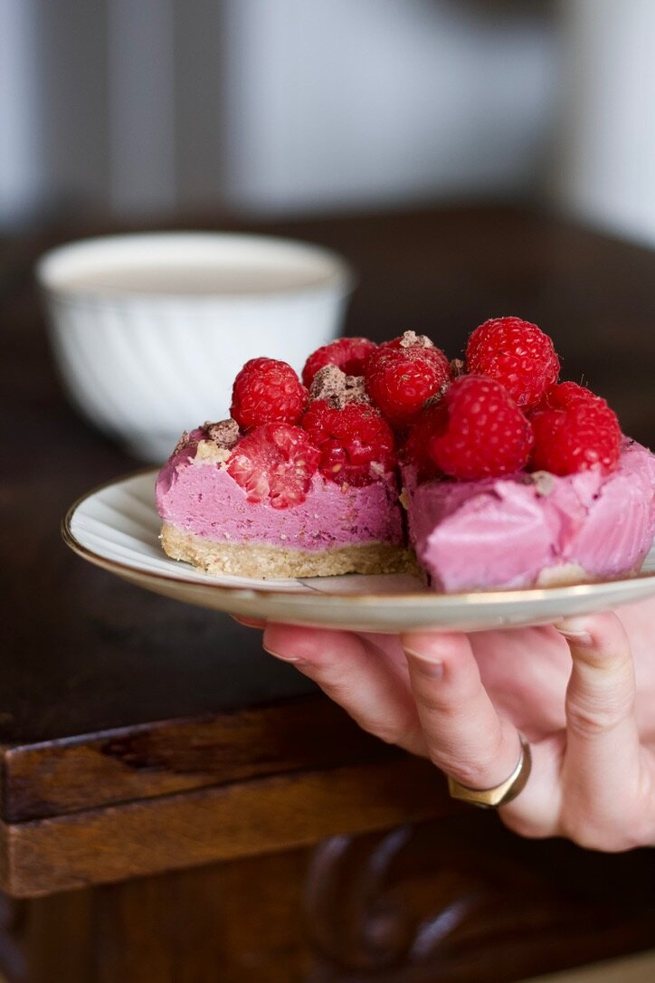 Probiotisk rå ostekake med bringebær&nbsp;